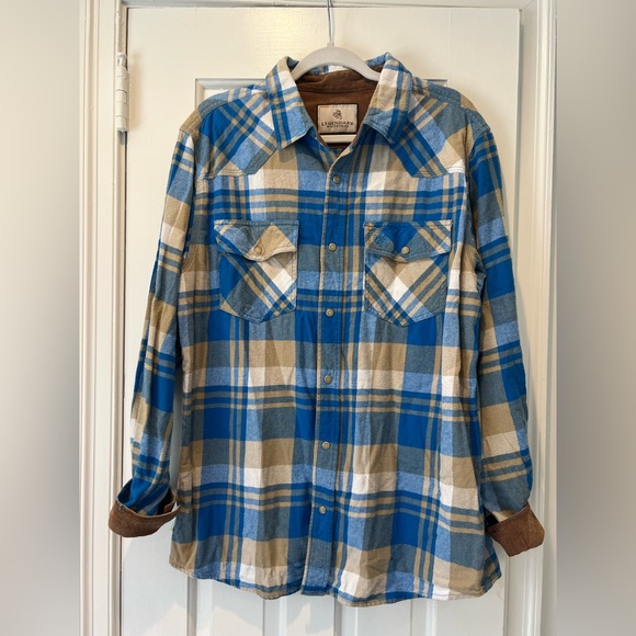 Legendary Whitetails Other - Mens legendary flannel shirt